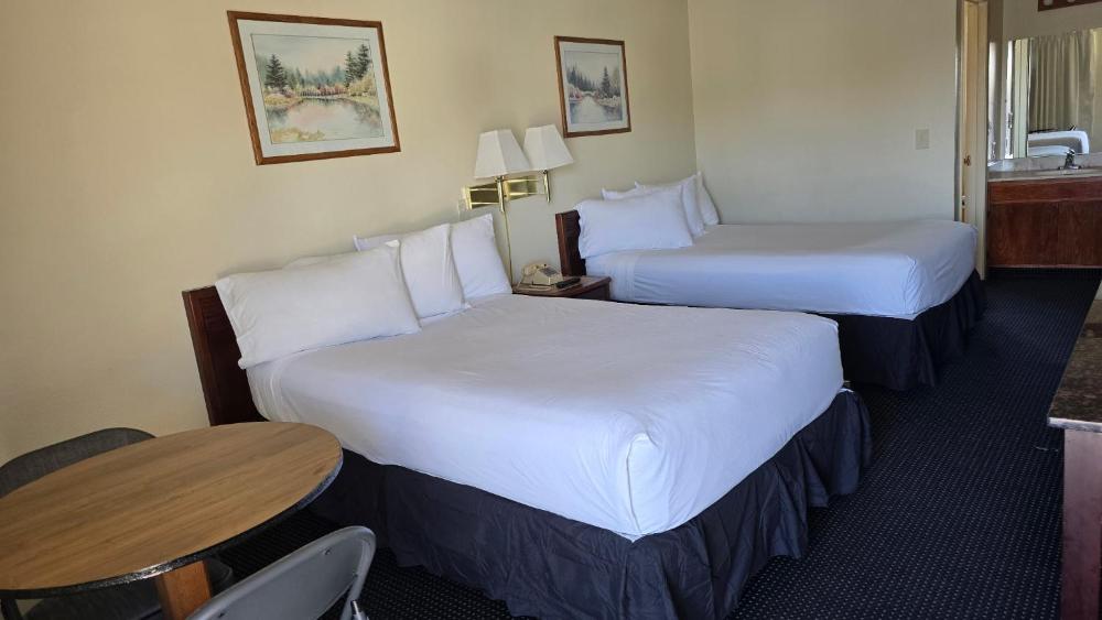 Standard Double Room interior